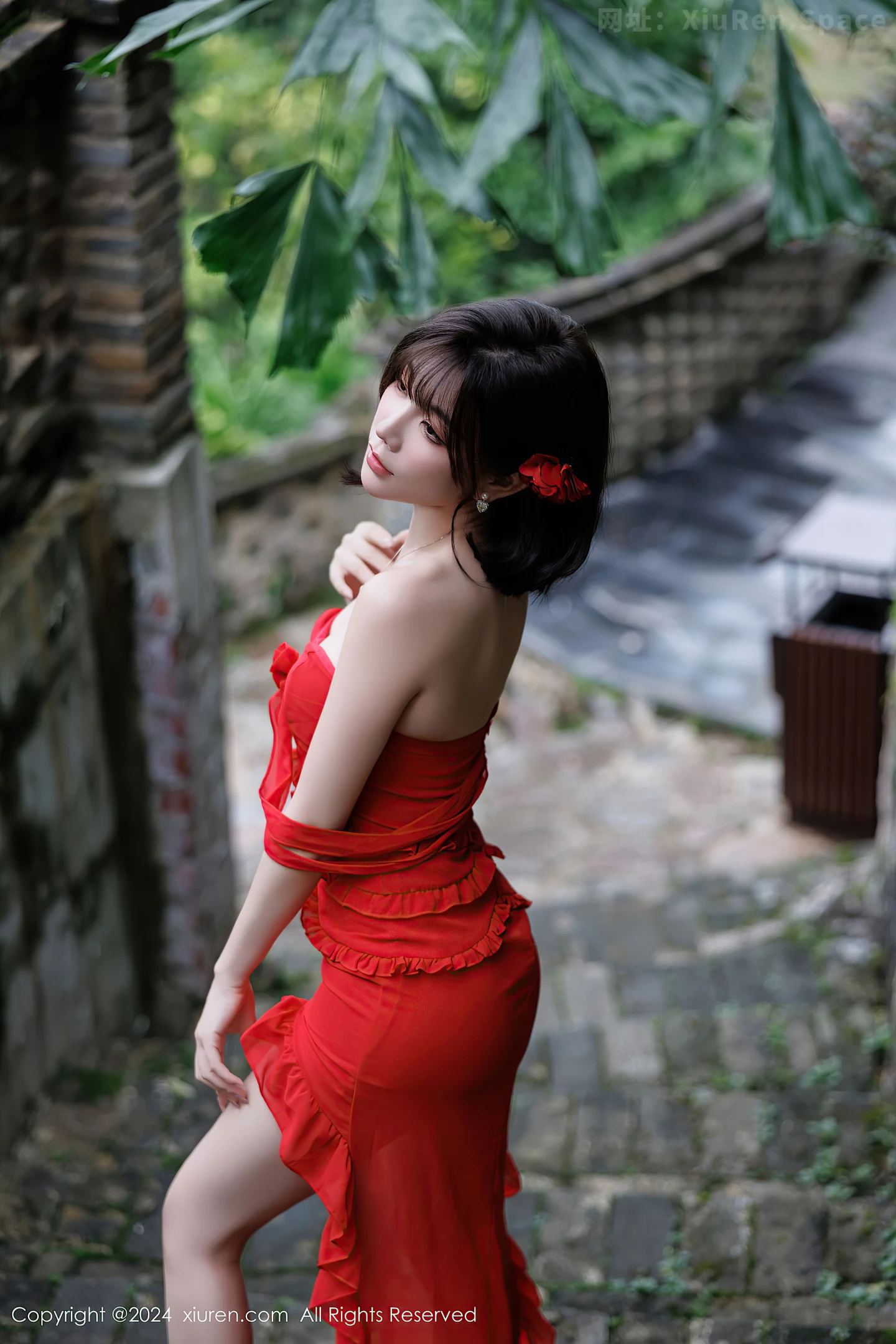 图片[6]-[XiuRen秀人网] VOL.9449 女神徐莉芝Booty红色连衣裙露蕾丝情趣内衣秀曼妙身姿诱惑写真101P-秀人网官方网站